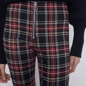 NWOT Zara Plaid Pants Front Zipper Black/Red XS